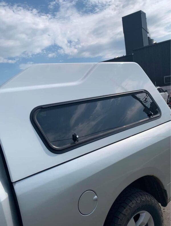Dodge Ram Leer cap high topper 6.4 feet quad cab
