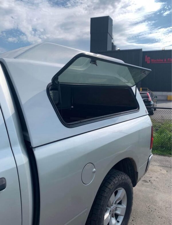 Dodge Ram Leer cap high topper 6.4 feet quad cab - Image 3