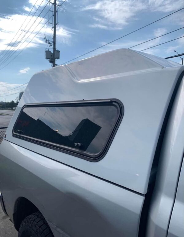 Dodge Ram Leer cap high topper 6.4 feet quad cab - Image 5