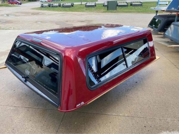 Used ARE V Series Fiberglass Topper FITMENT: 2015 RAM 1500 5.7 ft bed - Image 3